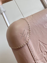 Load image into Gallery viewer, Louis Vuitton Horizon 50 Suitcase