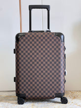 Load image into Gallery viewer, Louis Vuitton Horizon 50 Suitcase