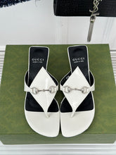Load image into Gallery viewer, Gucci Sandals With Horsebit