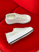 Load image into Gallery viewer, Christian Dior Walk N Dior Platform Sneakers