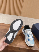 Load image into Gallery viewer, Christian Dior Men B30 Sneaker