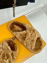 Load image into Gallery viewer, Louis Vuitton Bliss Comfort Mule
