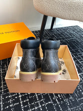 Load image into Gallery viewer, Louis Vuitton X Timberland Boot