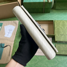 Load image into Gallery viewer, Gucci Blondie Continental Wallet