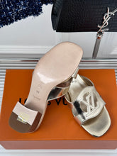 Load image into Gallery viewer, Louis vuitton Isola Mule