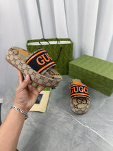 Load image into Gallery viewer, Gucci Platform Slide Sandal