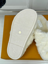 Load image into Gallery viewer, Louis Vuitton Bliss Comfort Mule