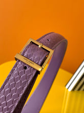 Load image into Gallery viewer, YSL Le 5 A 7 Hobo Bag