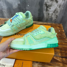 Load image into Gallery viewer, Louis Vuitton Trainer Sneakers