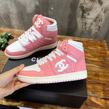 Load image into Gallery viewer, Chanel x Nike Sneakers
