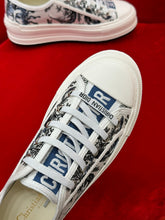 Load image into Gallery viewer, Christian Dior Walk N Dior Platform Sneakers