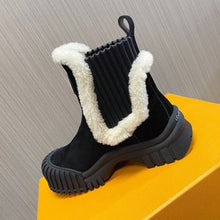 Load image into Gallery viewer, Louis Vuitton Ruby Flat Ranger Boots