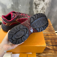 Load image into Gallery viewer, Louis Vuitton Discovery Lace Up Sneakers