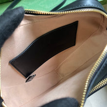 Load image into Gallery viewer, Gucci Interlocking G Mini Heart Shoulder Bag