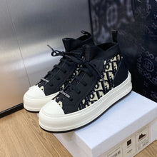 Load image into Gallery viewer, Christian Dior Walk'n Sneakers