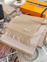 Load image into Gallery viewer, Louis Vuitton Scarf