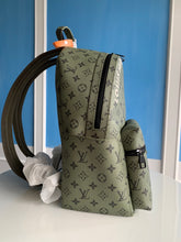 Load image into Gallery viewer, Louis Vuitton Discovery PM Backpack