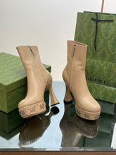 Load image into Gallery viewer, Gucci Platform Boots With GG Studs