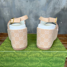 Load image into Gallery viewer, Gucci Double G Platform Sandal