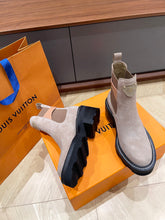 Load image into Gallery viewer, Louis Vuitton Beaubourg Ankle Boot