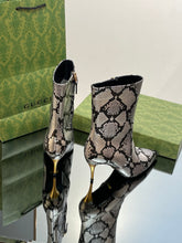 Load image into Gallery viewer, Gucci Ankle Boots