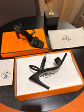 Load image into Gallery viewer, Hermes Glamour 70 Sandals