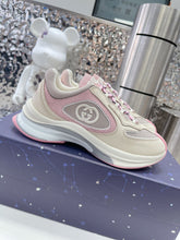 Load image into Gallery viewer, Gucci Run Sneakers