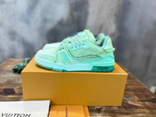 Load image into Gallery viewer, Louis Vuitton Trainer Sneakers