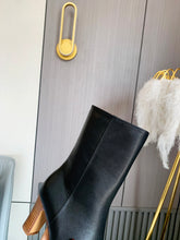 Load image into Gallery viewer, Gucci Ankle Boots