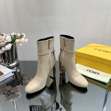 Load image into Gallery viewer, Fendi Delfina Ankle Boots