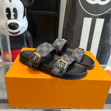 Load image into Gallery viewer, Louis Vuitton Bom Dia Flat Mule