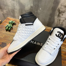 Load image into Gallery viewer, Chanel x Nike Sneakers