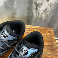 Load image into Gallery viewer, Louis Vuitton Discovery Lace Up Sneakers