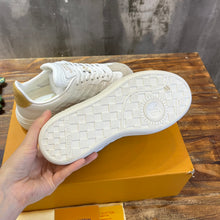 Load image into Gallery viewer, Louis Vuitton Groovy Platform Sneaker