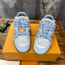 Load image into Gallery viewer, Louis Vuitton Trainer Sneakers