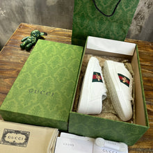 Load image into Gallery viewer, Gucci Ace Women Sneakers