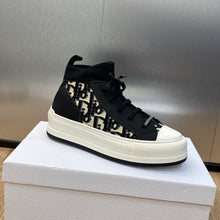 Load image into Gallery viewer, Christian Dior Walk'n Sneakers