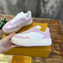 Load image into Gallery viewer, Louis Vuitton Groovy Platform Sneaker