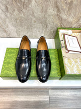 Load image into Gallery viewer, Gucci Men Loafers