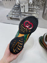 Load image into Gallery viewer, Gucci Run Sneakers