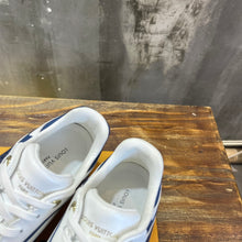 Load image into Gallery viewer, Louis Vuitton Remix Neo Run Away Sneakers