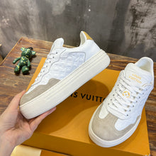 Load image into Gallery viewer, Louis Vuitton Groovy Platform Sneaker