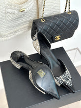Load image into Gallery viewer, Chanel Heels