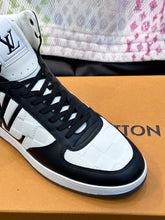 Load image into Gallery viewer, Louis Vuitton Rivoli Sneakers