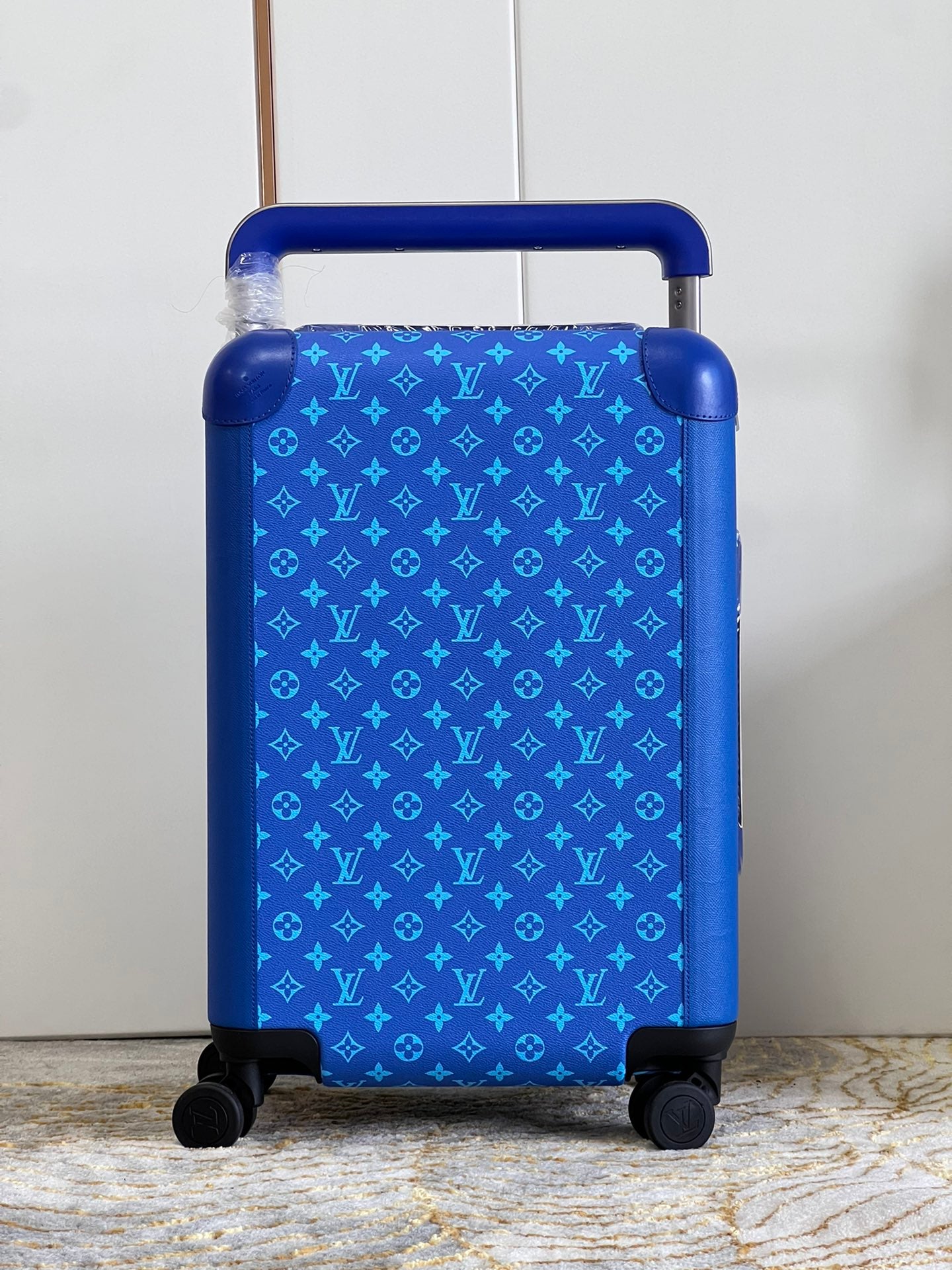 Louis Vuitton 'Horizon 50' Suitcase