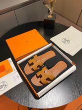 Load image into Gallery viewer, Hermes Oran Sandal