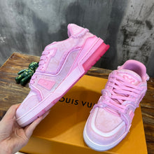 Load image into Gallery viewer, Louis Vuitton Trainer Sneakers