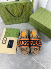 Load image into Gallery viewer, Gucci Platform Slide Sandal