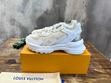 Load image into Gallery viewer, Louis Vuitton Run 55 Sneakers