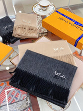Load image into Gallery viewer, Louis Vuitton Scarf